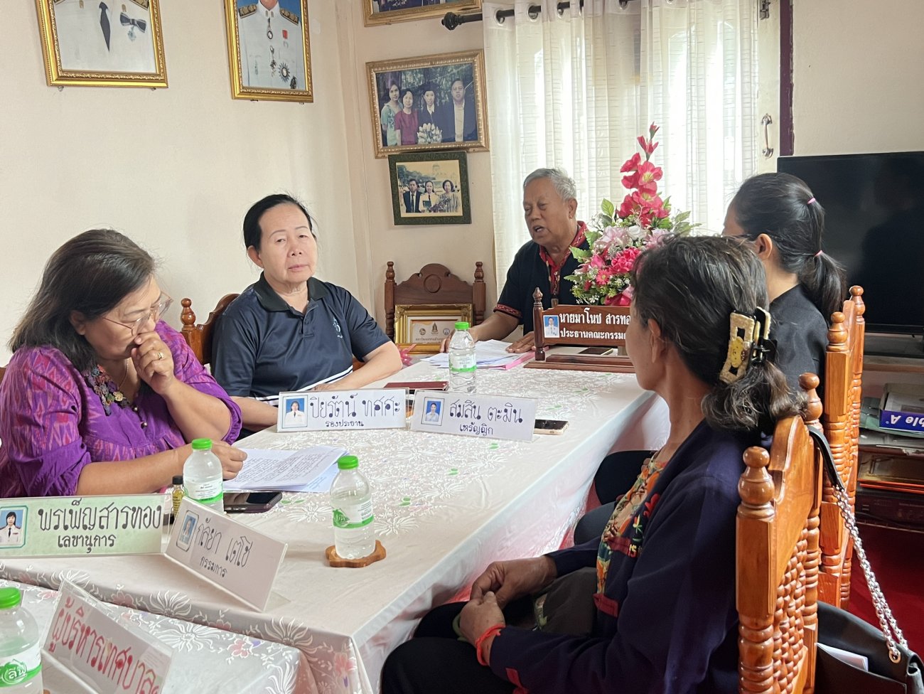 วันพฤหัสบดีที่ 5 มีนาคม 2569 เวลา 10.00 น.  นางรัตนาภรณ์ คงพราหมณ์ มอบหมายให้ นางสาวลลิตยา นานอก  นักพัฒนาชุมชนปฏิบัติการ ร่วมประชุมคณะกรรมการชุมชนก้าวพัฒนา หมู่ที่ 9 ตำบลเรณู ประจำเดือนมีนาคม 2569 ครั้งที่ 6/2569 ณ ที่ทำการชุมชน หมู่ที่ 9 ตำบลเรณู อำเภอเรณูนคร จังหวัดนครพนม